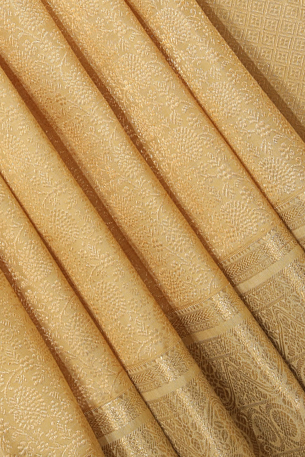 Kanchipattu Beige Saree