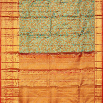 Kanchipattu An Ethereal Gold/Green Saree