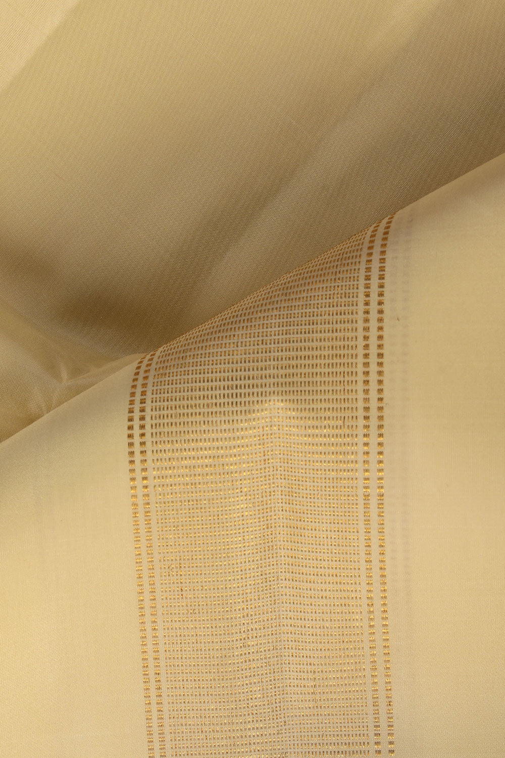 Kanchi Silk Ivory Cream Traditional Dhoti With Kanduva (8 X 4)