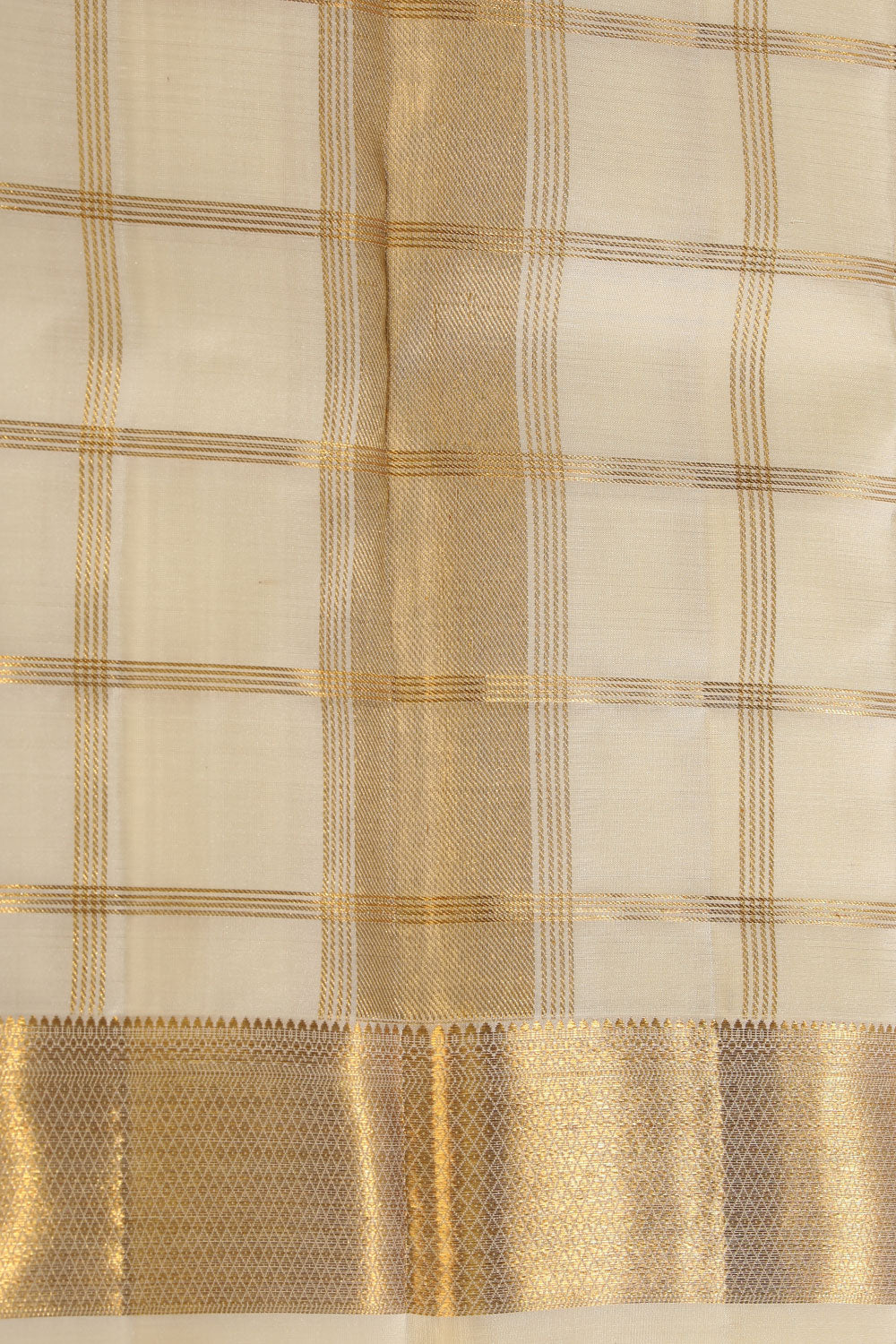 Kanchi Silk Ivory Cream Traditional Dhoti With Kanduva (8 X 4)