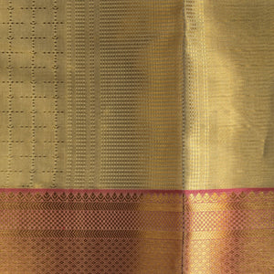 Kanchi Silk Tissue-Gold Traditional Dhoti With Kanduva (8 X 4)