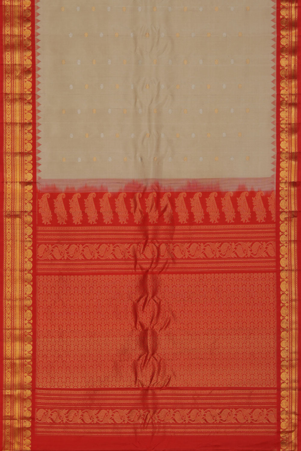 Gadwal Silk Beige Saree