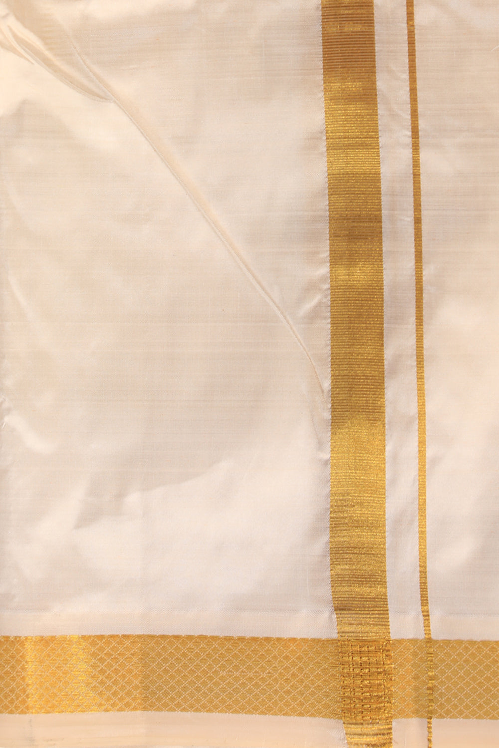 Kanchi Silk Ivory Off-White Dhoti With Kanduva (8 X 4)