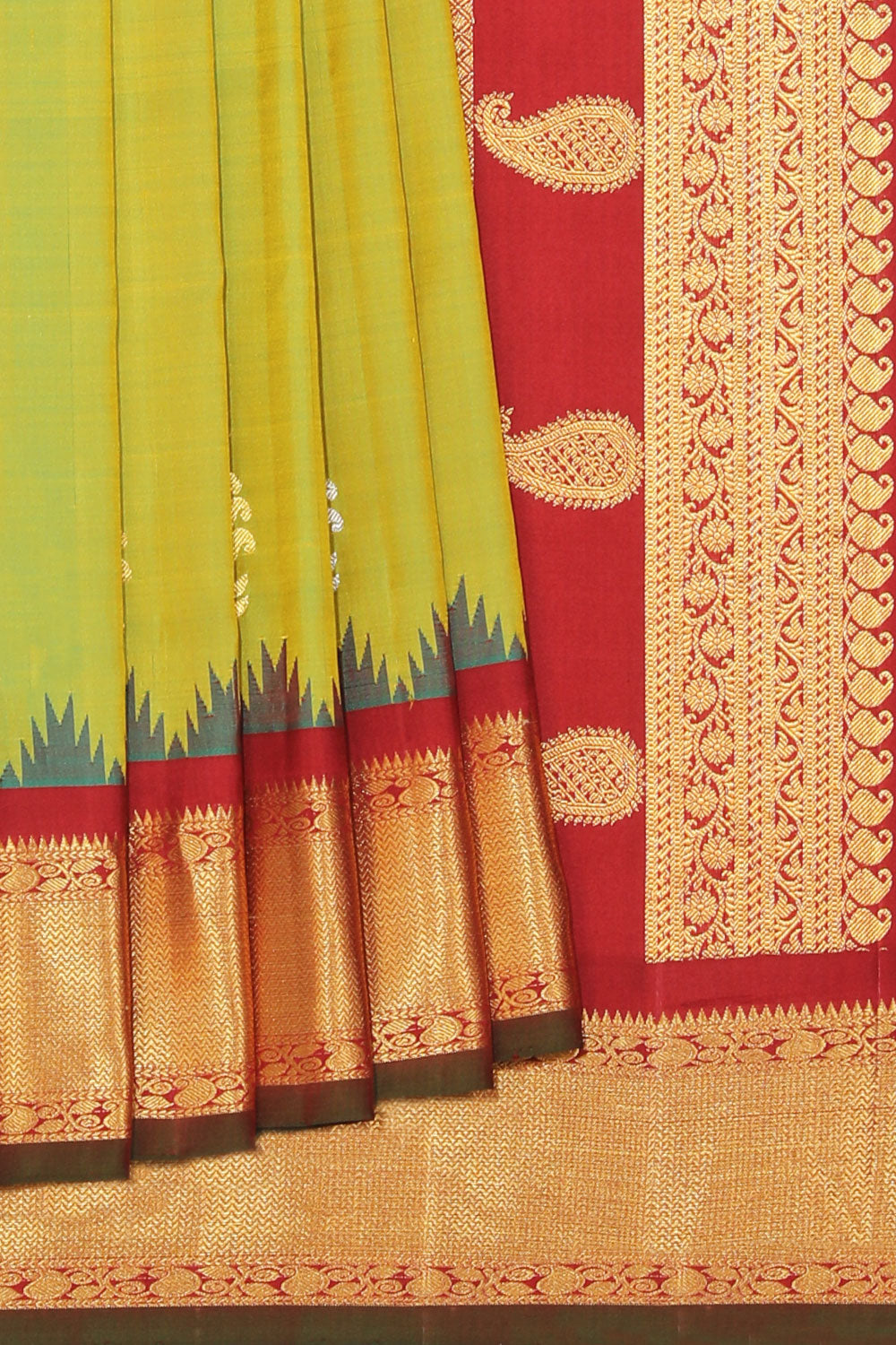 Gadwal Silk Green Saree