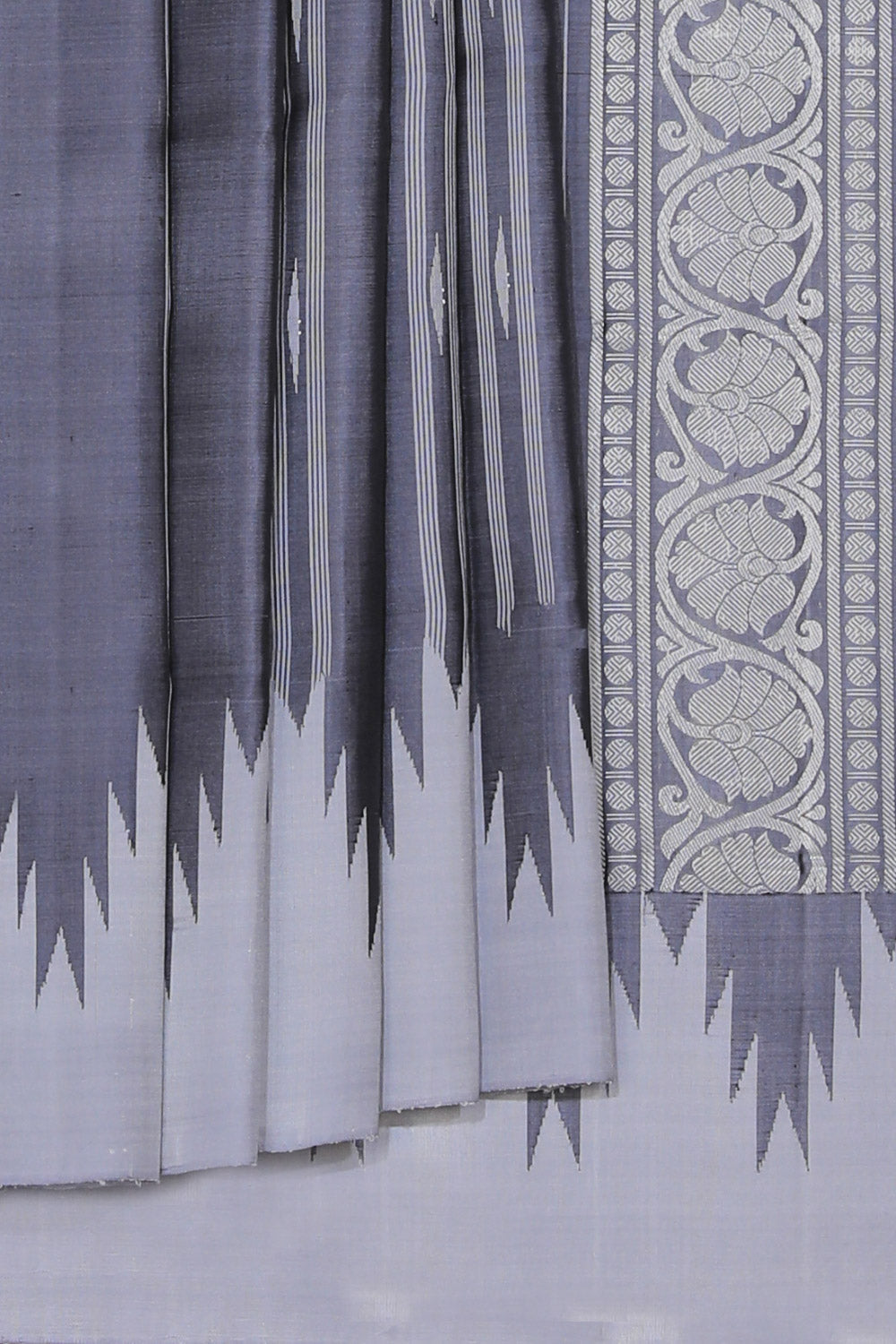 Gadwal Silk Grey Saree
