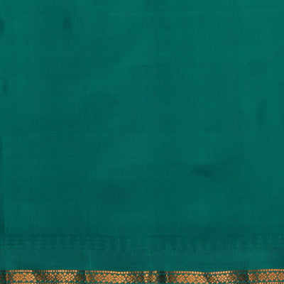Gadwal Silk Light-Green Kattam Saree