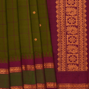 Gadwal Silk Green Kattam Saree
