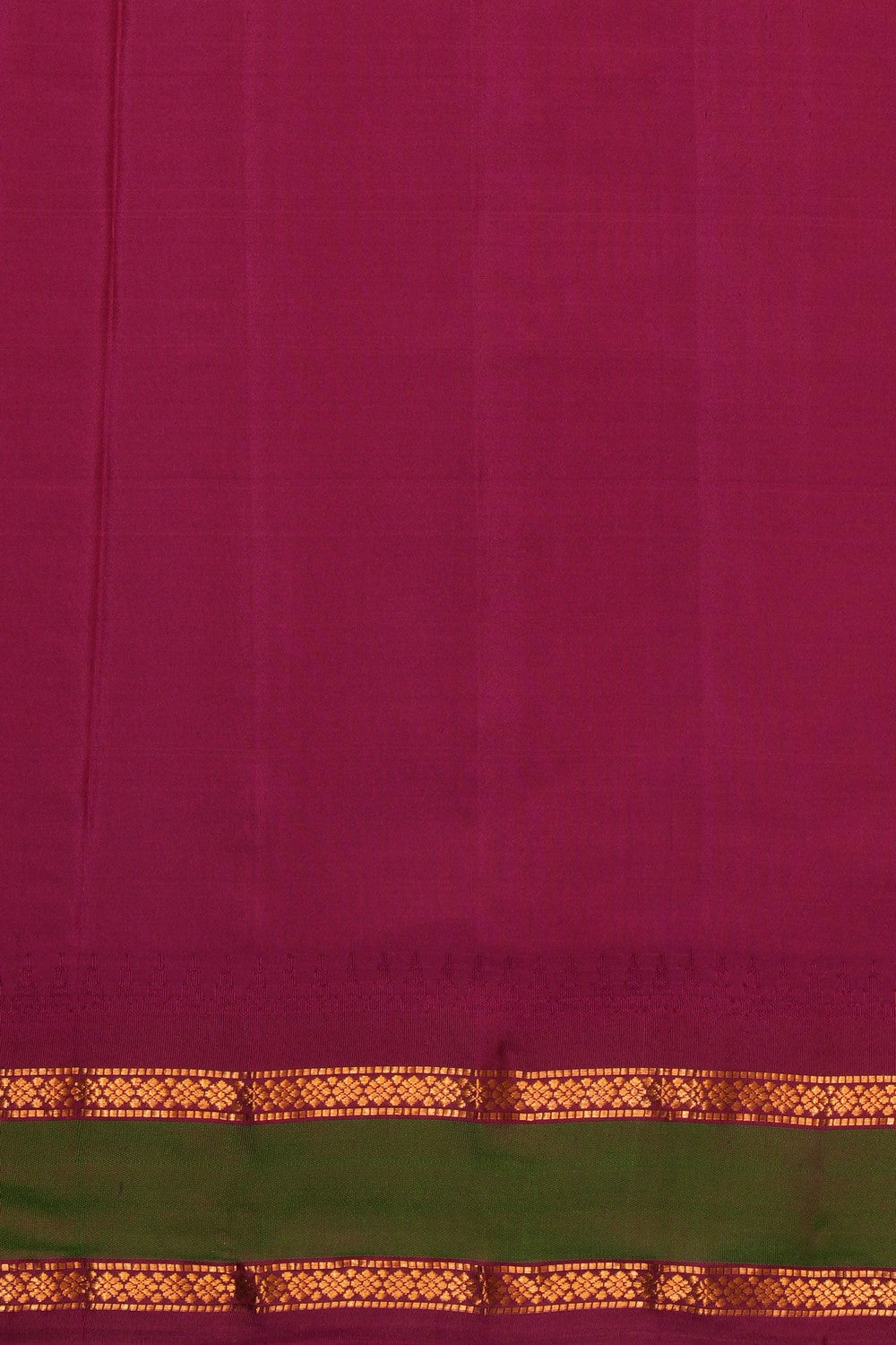 Gadwal Silk Violet Kattam Saree