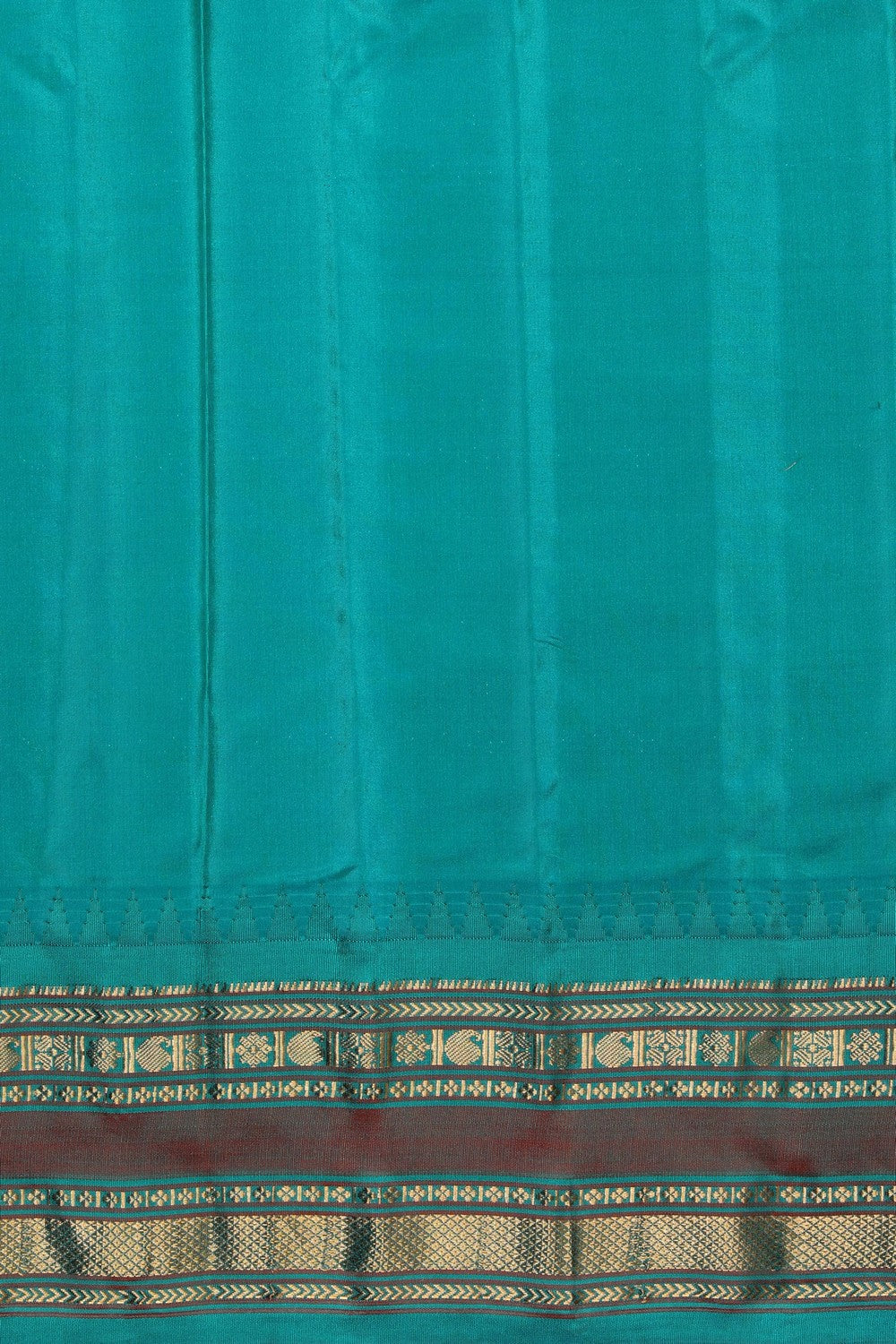 Gadwal Silk Fuchsia-Pink Kattam Saree