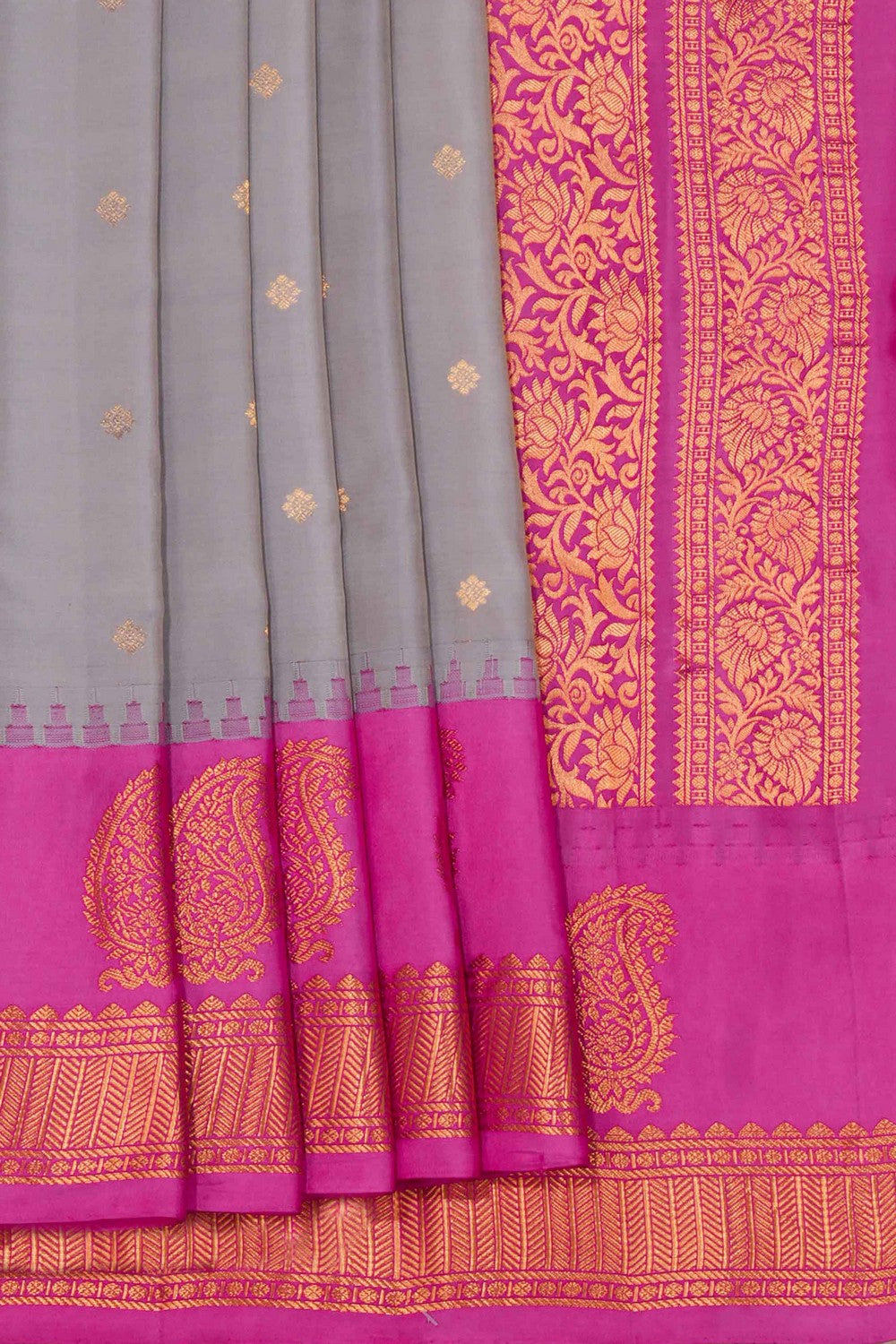 Gadwal Silk Grey Saree