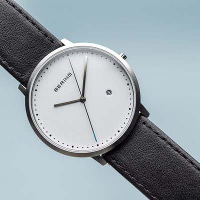 Bering Classic White Dial Unisex 39mm