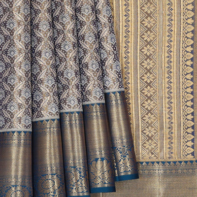 Kanchipattu An Ethereal Metallic Grey Saree-Grey