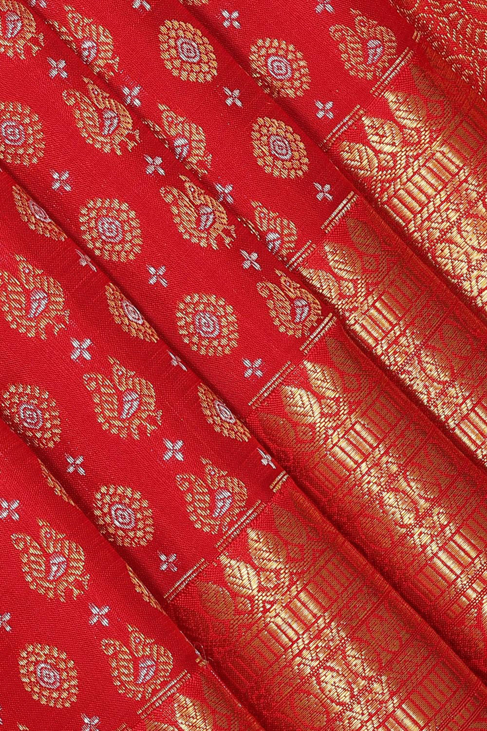 Kanchipattu Brocade Coral-Red Saree