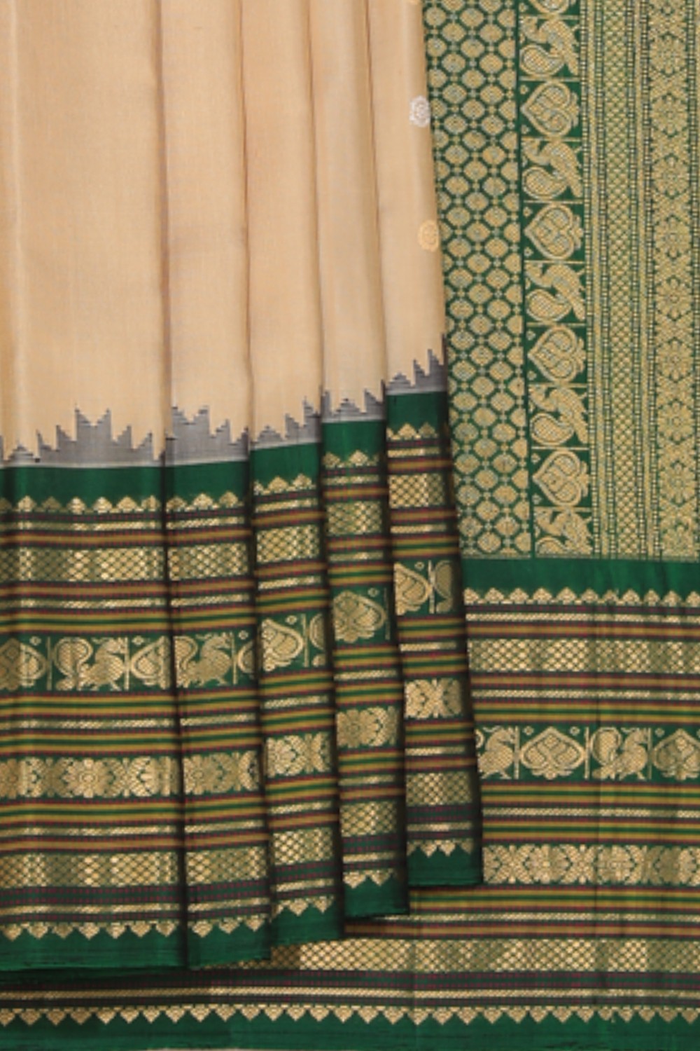 Gadwal Silk Beige Saree