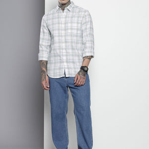Men's White Slim Fit Checked Casual Shirt