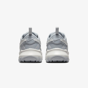 NIKE | TC 7900 { WOLF GREY/MTLC PLATINUM-PHOTON DUST