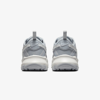 NIKE | TC 7900 { WOLF GREY/MTLC PLATINUM-PHOTON DUST