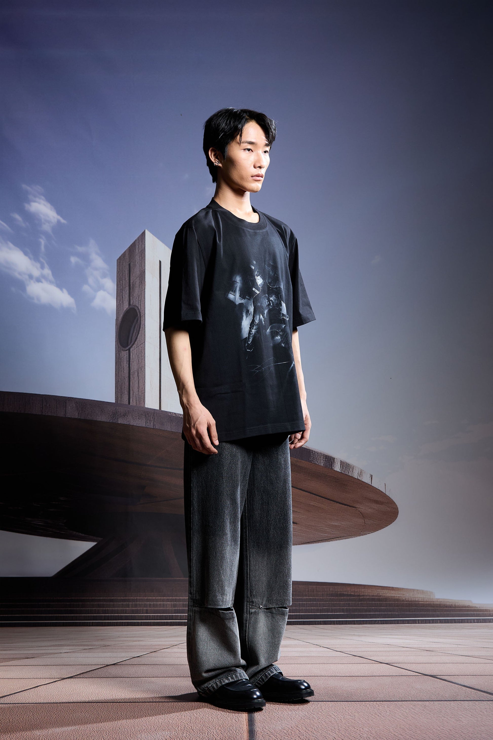 'FIFTH HOUR' T-SHIRT