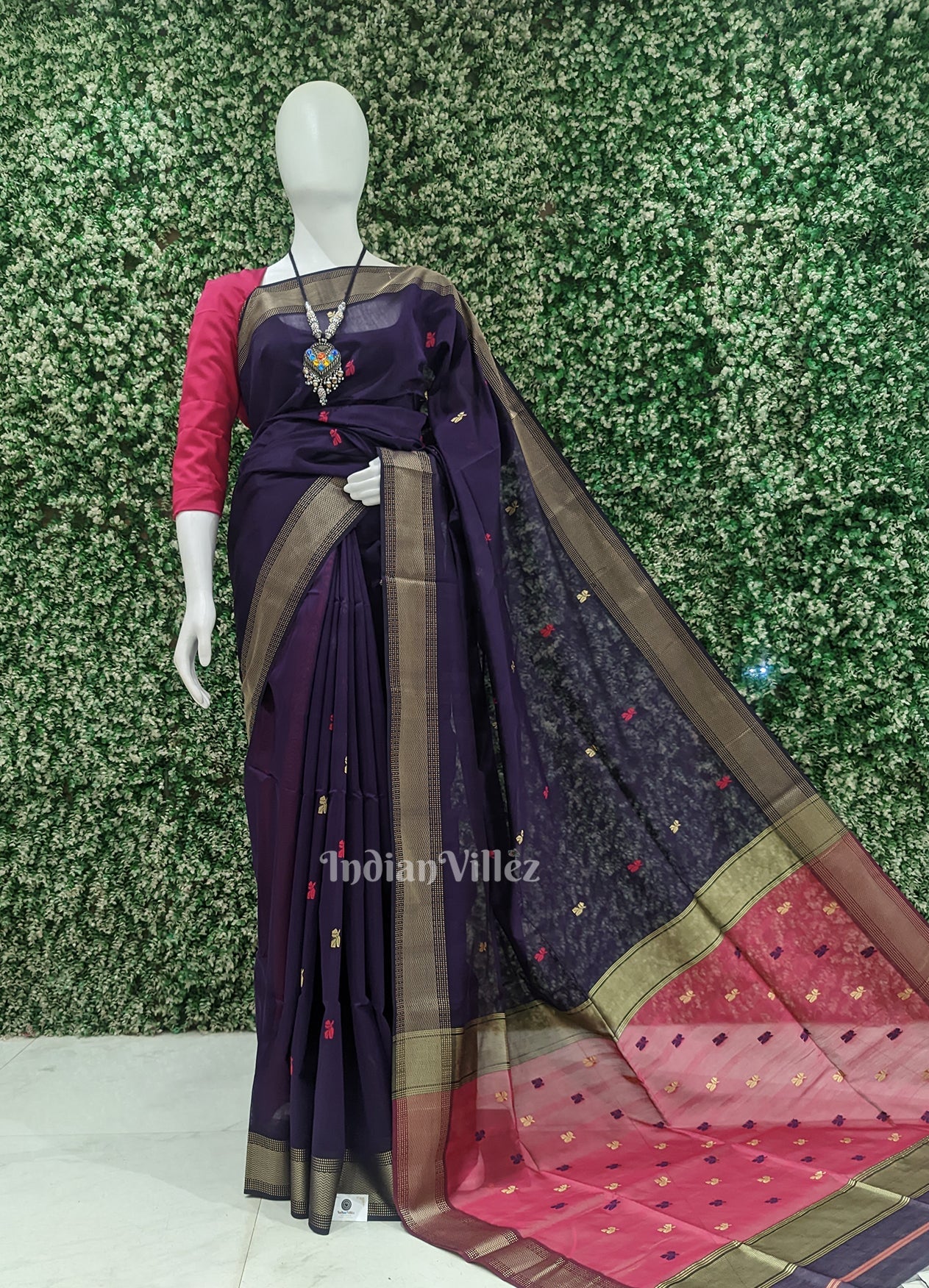 Violet Leaf Motif Pure Silk Cotton Maheshwari Saree with Zari Border