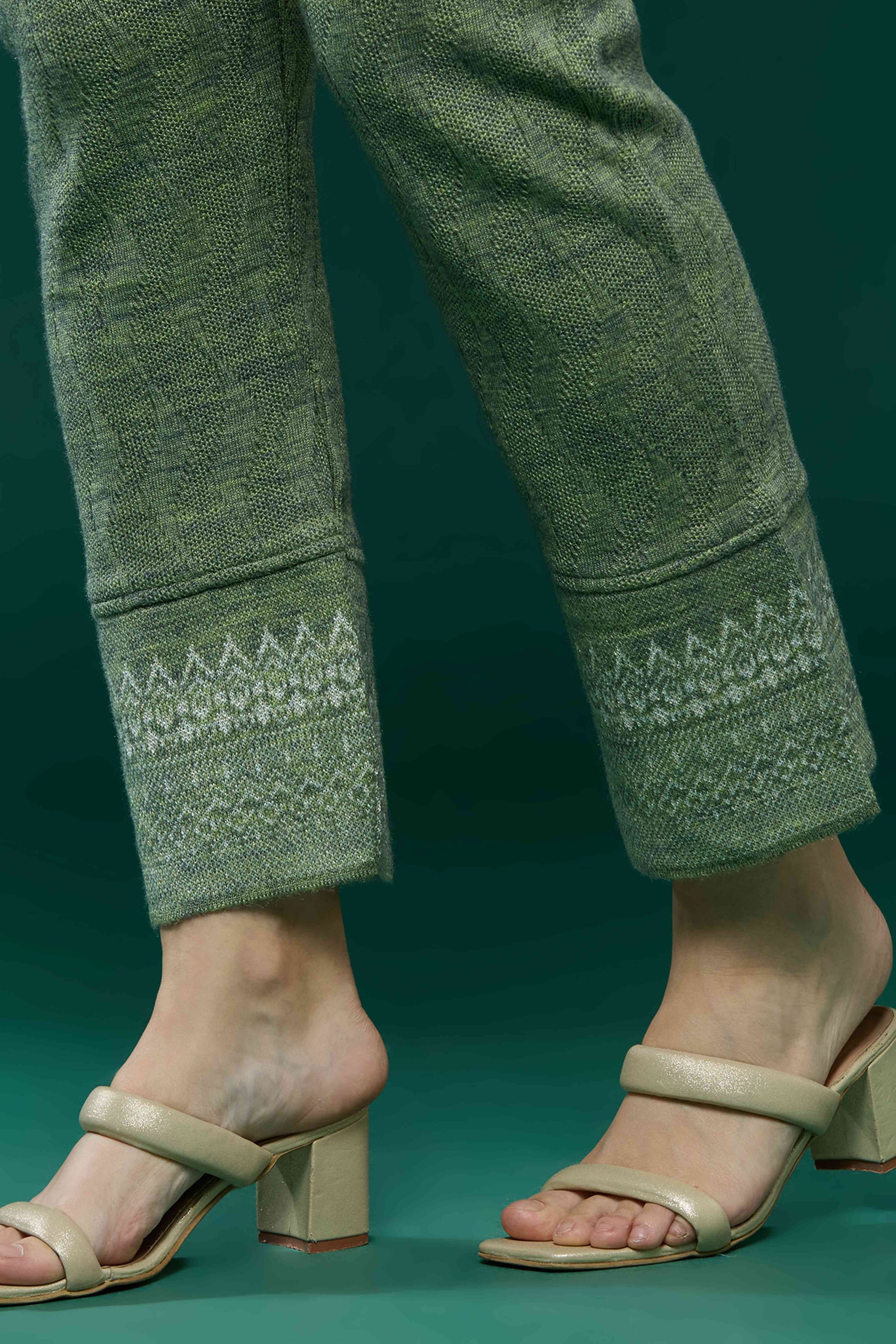 green-embroidered-woolen-straight-salwar-suit-1