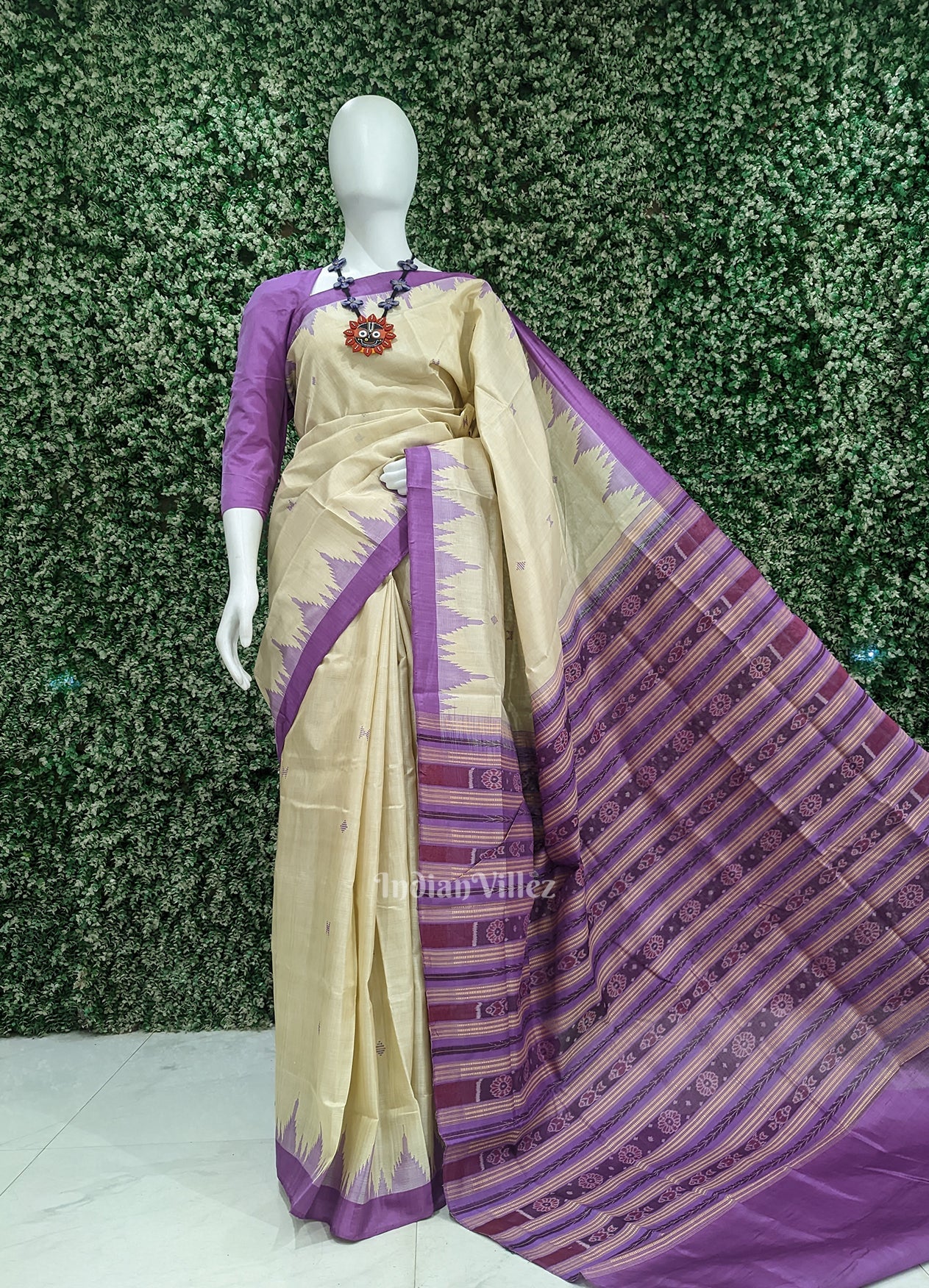 Beige Lavender Hazar Buti Bomkai Tussar Silk Saree with Sarabandha Anchal
