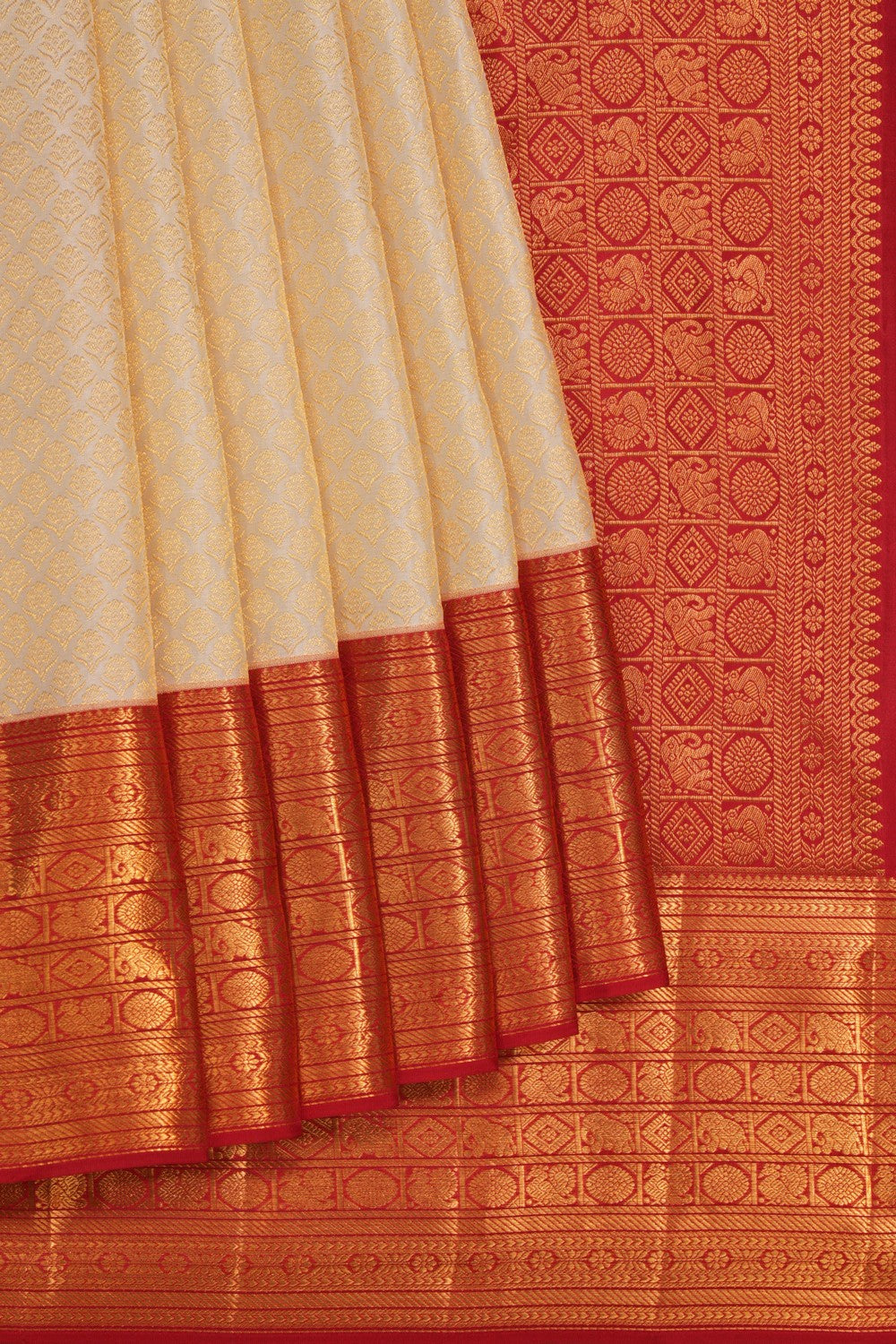Kanchipattu An Ethereal Pearl Off-White Saree