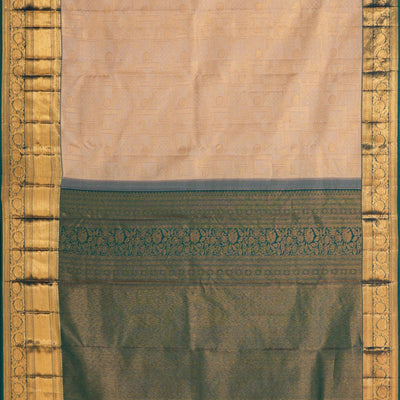 Kanchipattu An Ethereal Pearl Off-White Saree