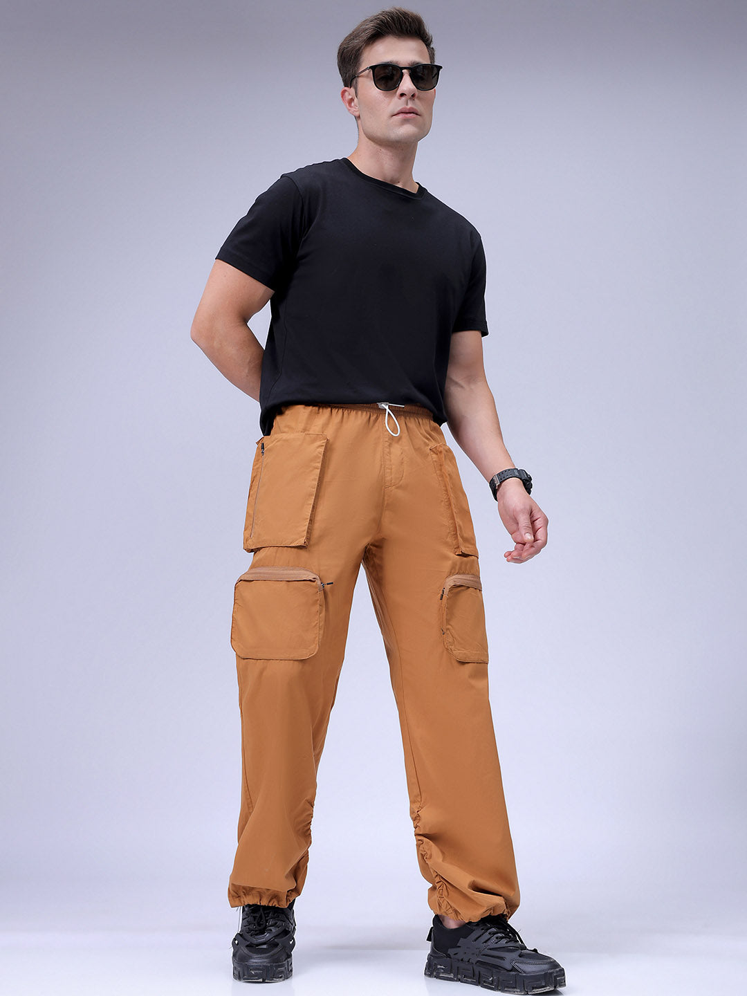 Men's Mustard Relaxed Fit Solid Utility Cargo Jogger