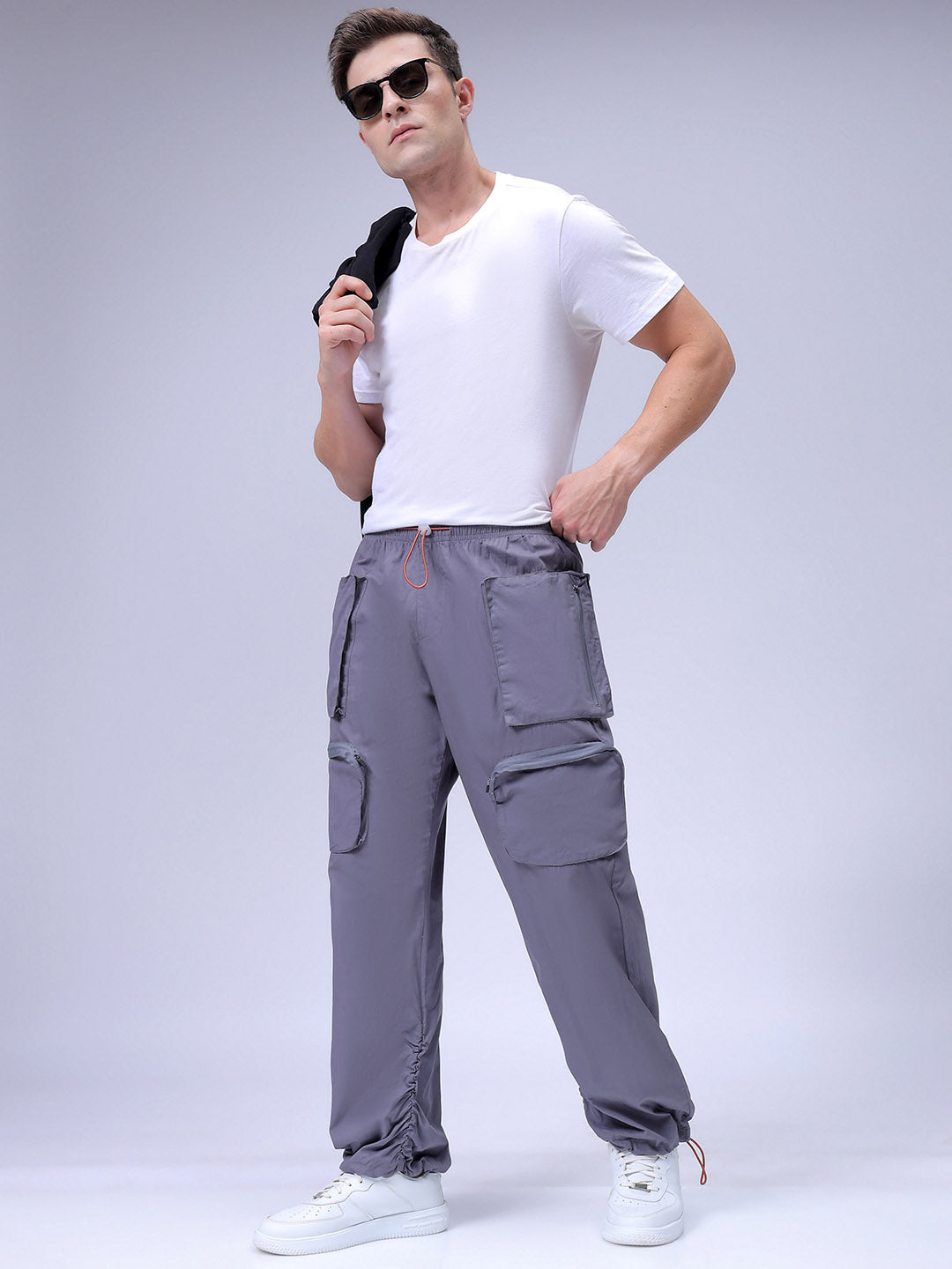 Men's Grey Relaxed Fit Solid Utility Cargo Jogger