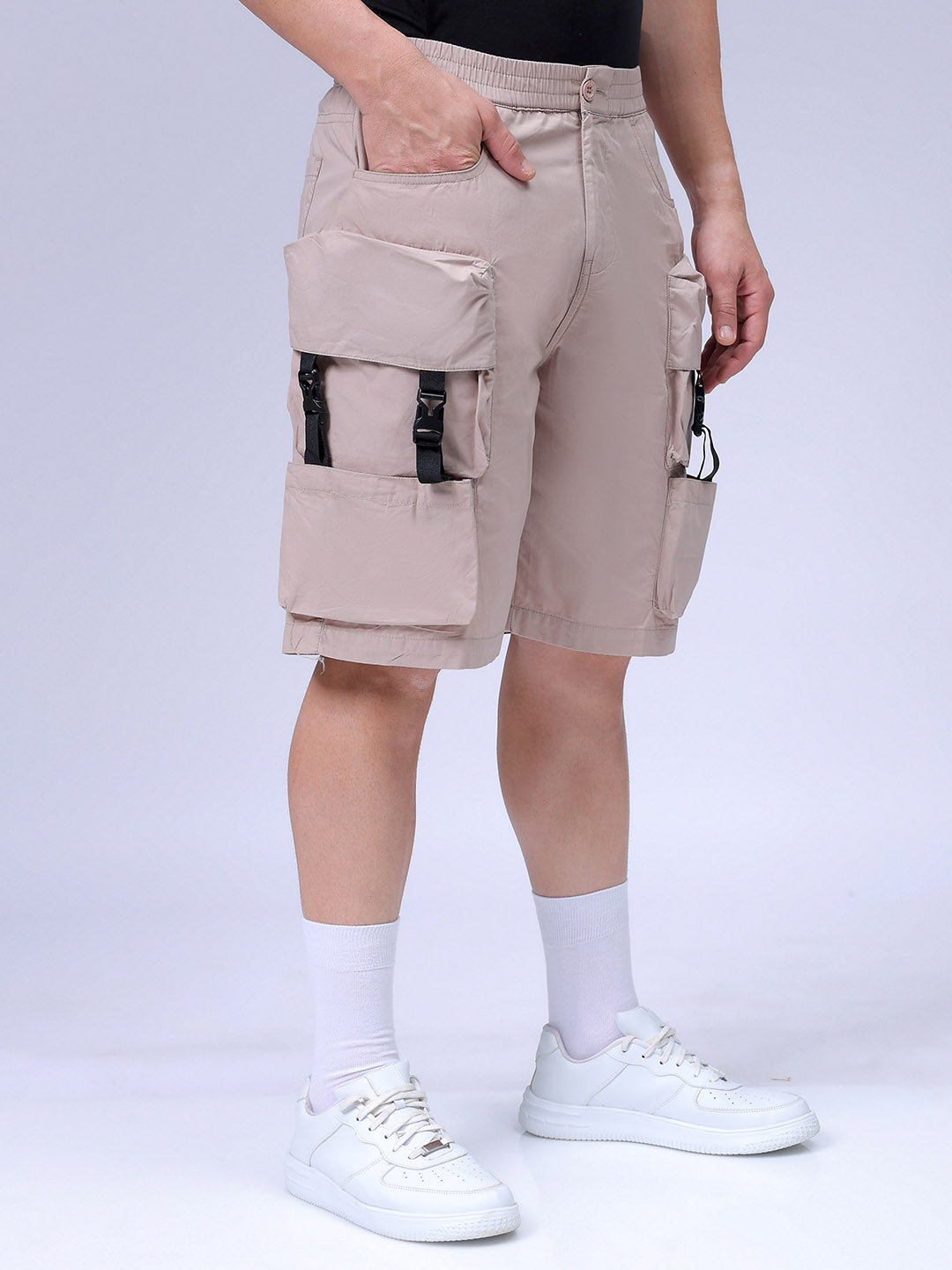 Men's Khaki Relaxed Fit Solid Utility Cargo Shorts