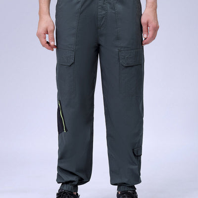 Men's Green Loose Fit Solid Zipper Jogger