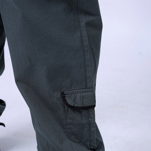 Men's Green Loose Fit Solid Zipper Jogger