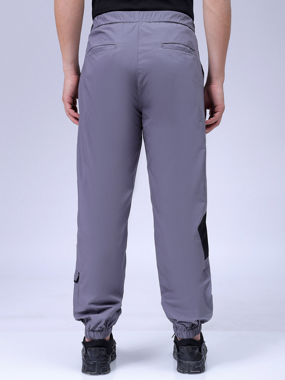 Men's Grey Loose Fit Solid Zipper Jogger