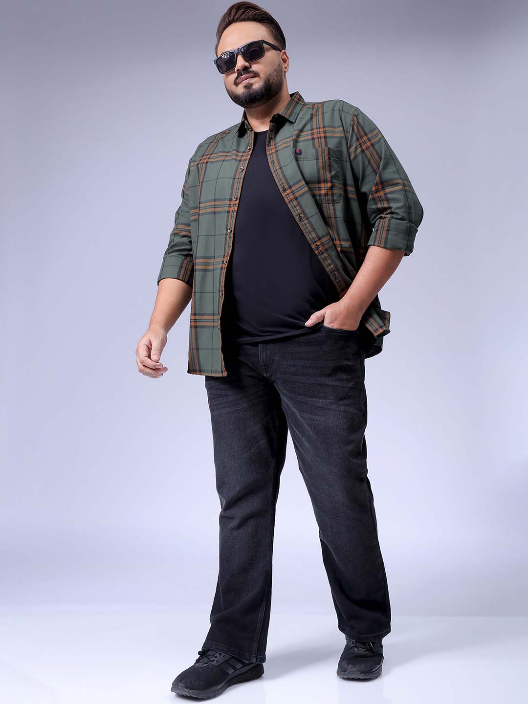 Men's Plus Size Black Bootcut Fit Solid Stretchable Jeans