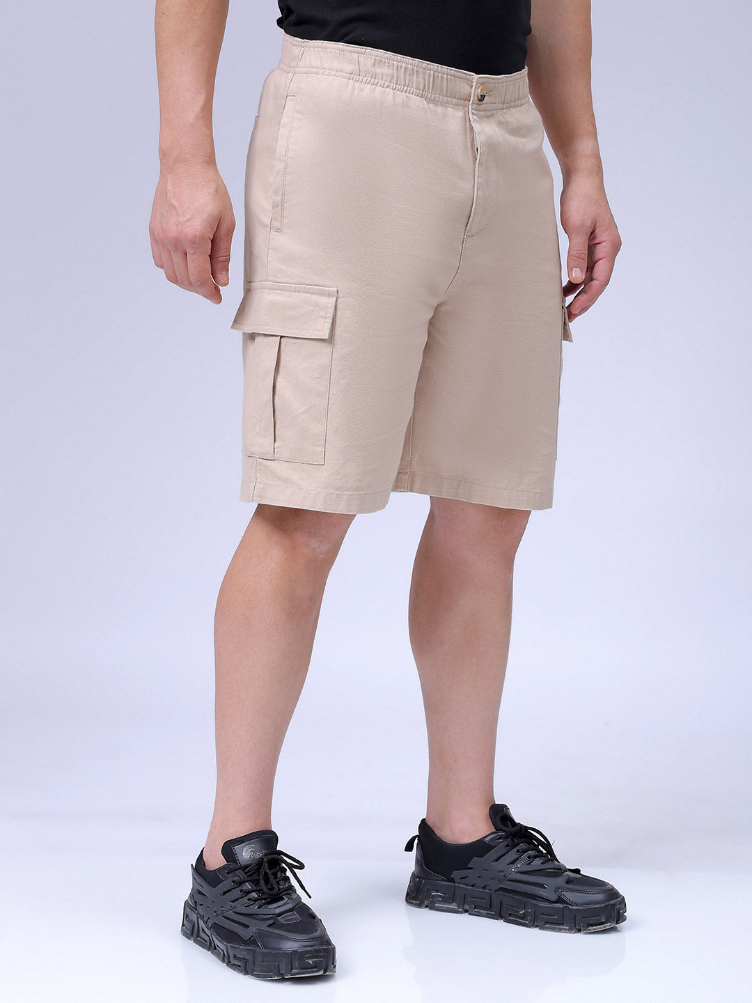 Men's Beige Relaxed Fit Solid Utility Cargo Shorts