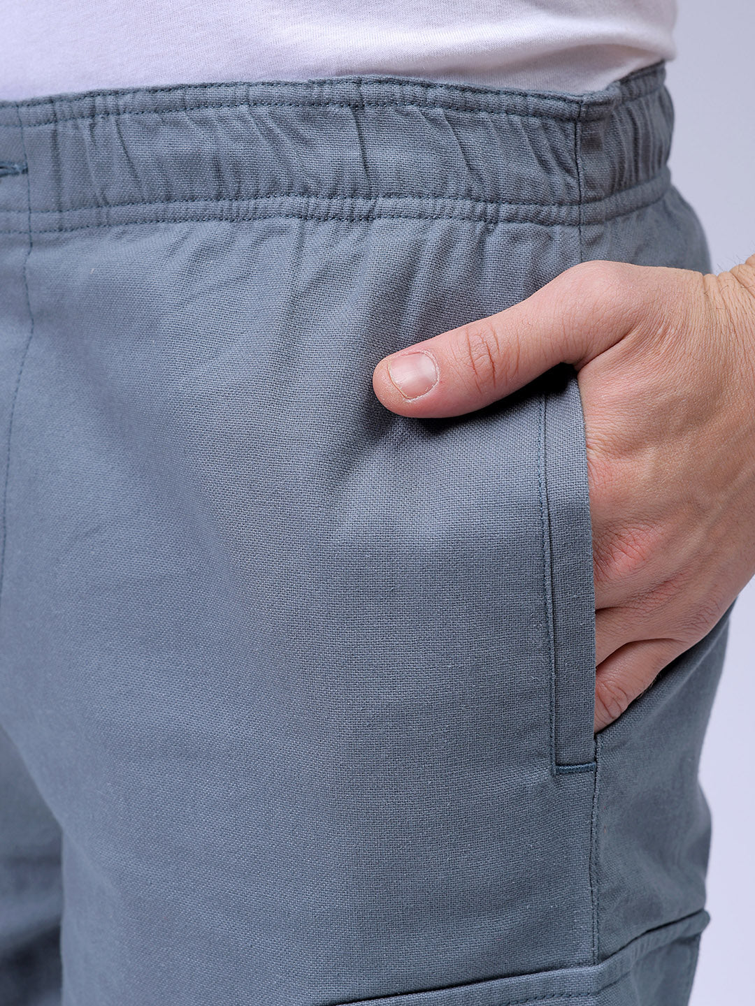 Men's Blue Relaxed Fit Solid Utility Cargo Shorts