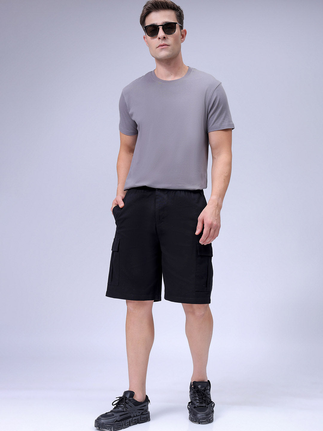 Men's Black Relaxed Fit Solid Utility Cargo Shorts