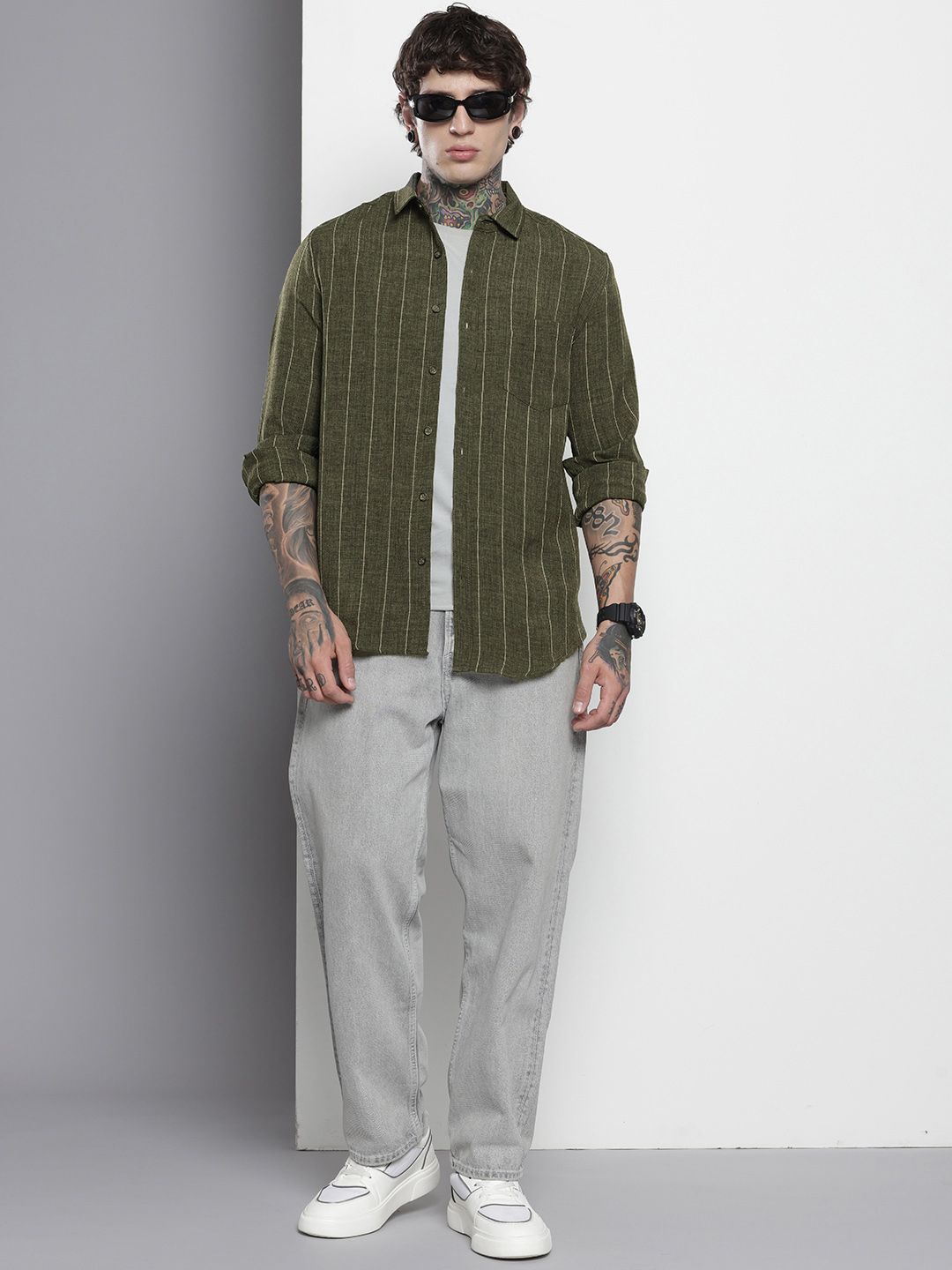 Men's Olive Slim Fit Vertical Striped Casual Shirt