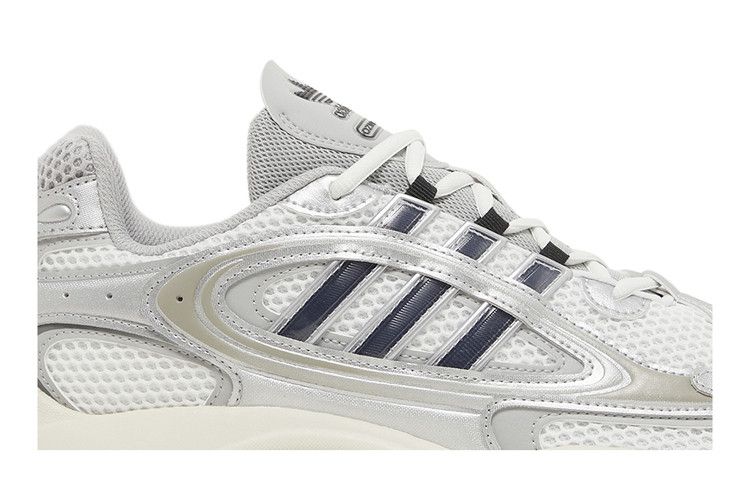 adidas Ozmillen White Silver Black