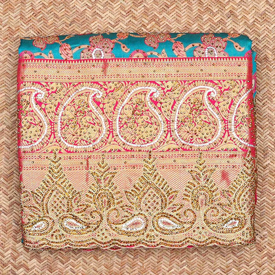 Sky blue floral-jaal jacquard vastrakala silksaree, contrast paisley border & pallu of ogee pattern, all-over stonework