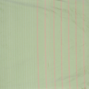 Borderless pistachio green aarani gift saree with zig-zag stripes on its body, self-pallu of stripes