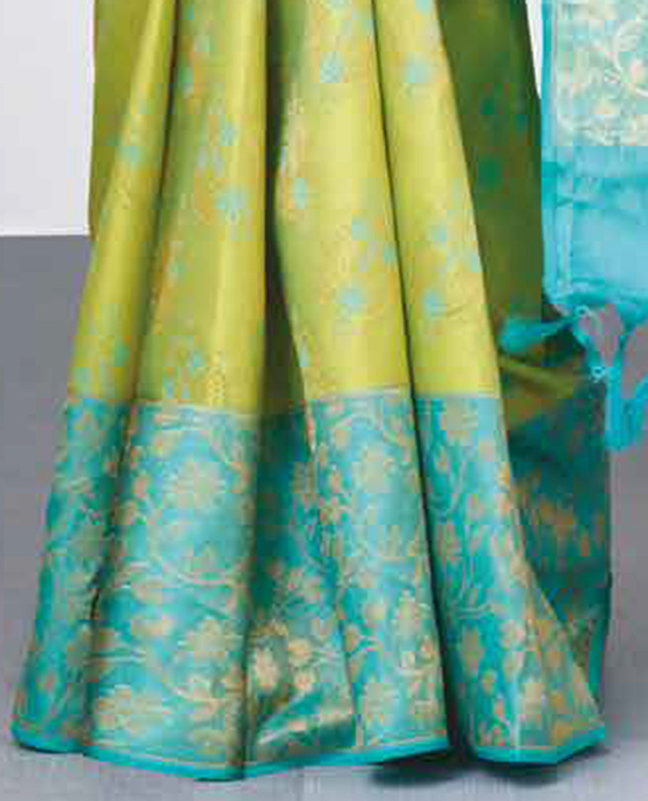 Green floral jacquard kancheepuram wedding silk saree, contrast zari floral vine border & pallu of intricate designs