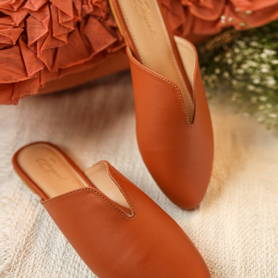Coconut Shell Leather Mules