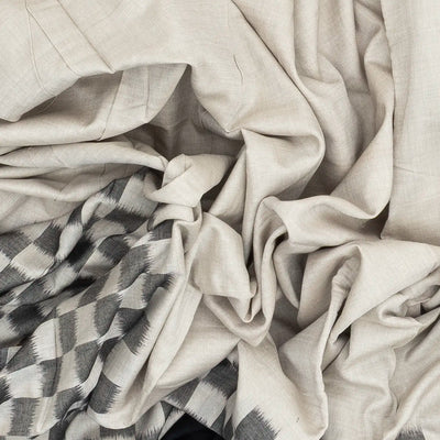 Off White Handloom Orissa Cotton Saree With Contrast Border