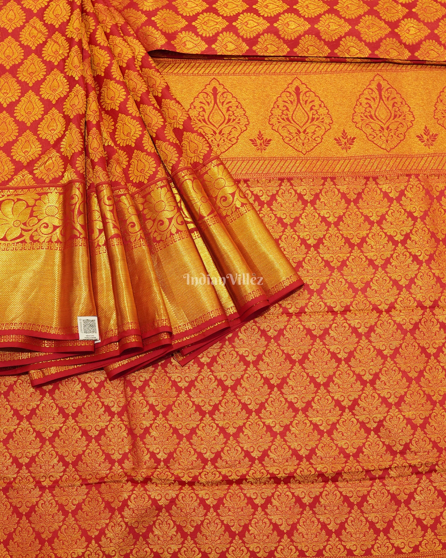 Rani Golden Floral Motif Pure Kanjivaram Silk Saree