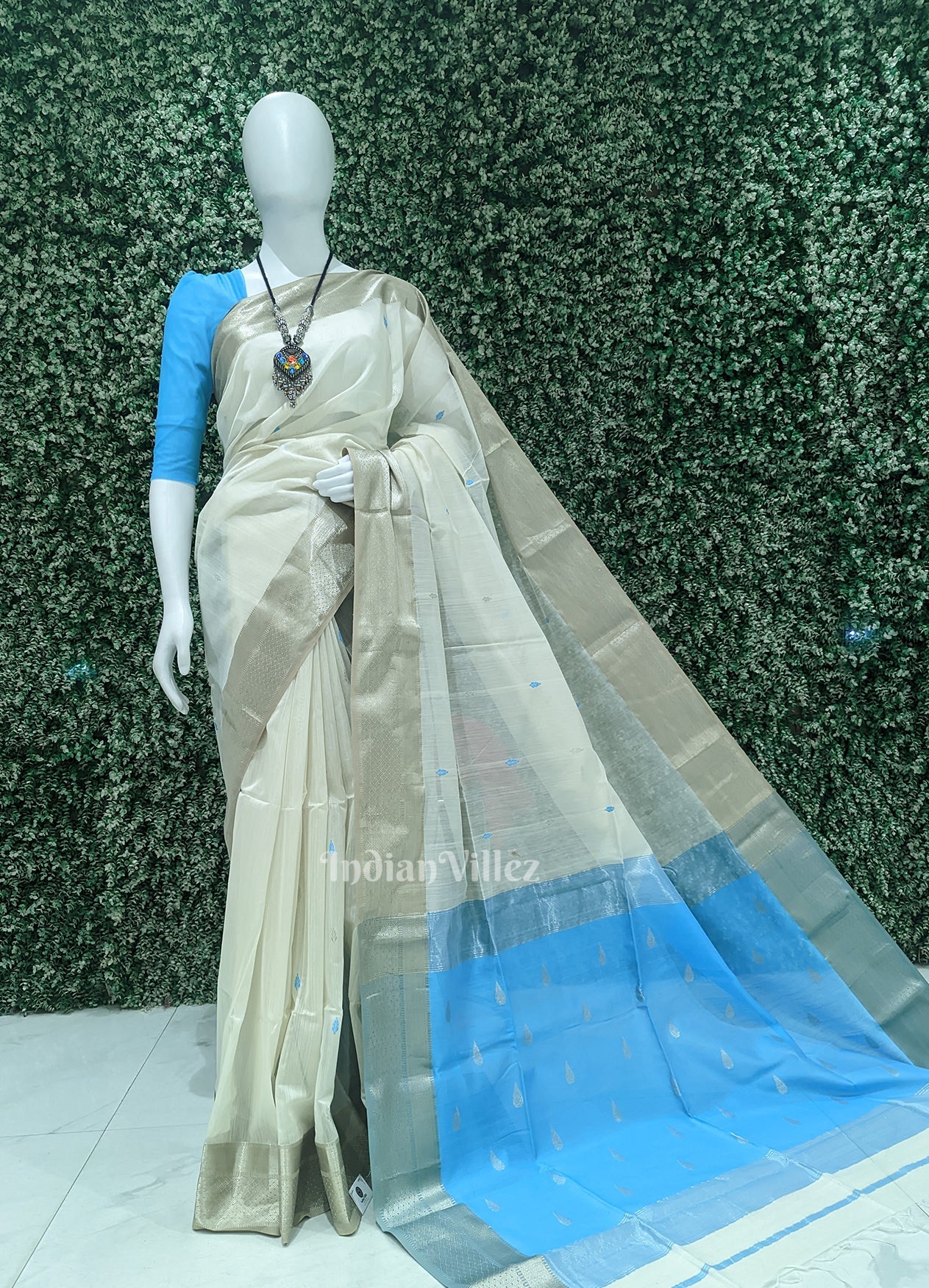 White Surf Blue Pure Silk Cotton Maheshwari Saree