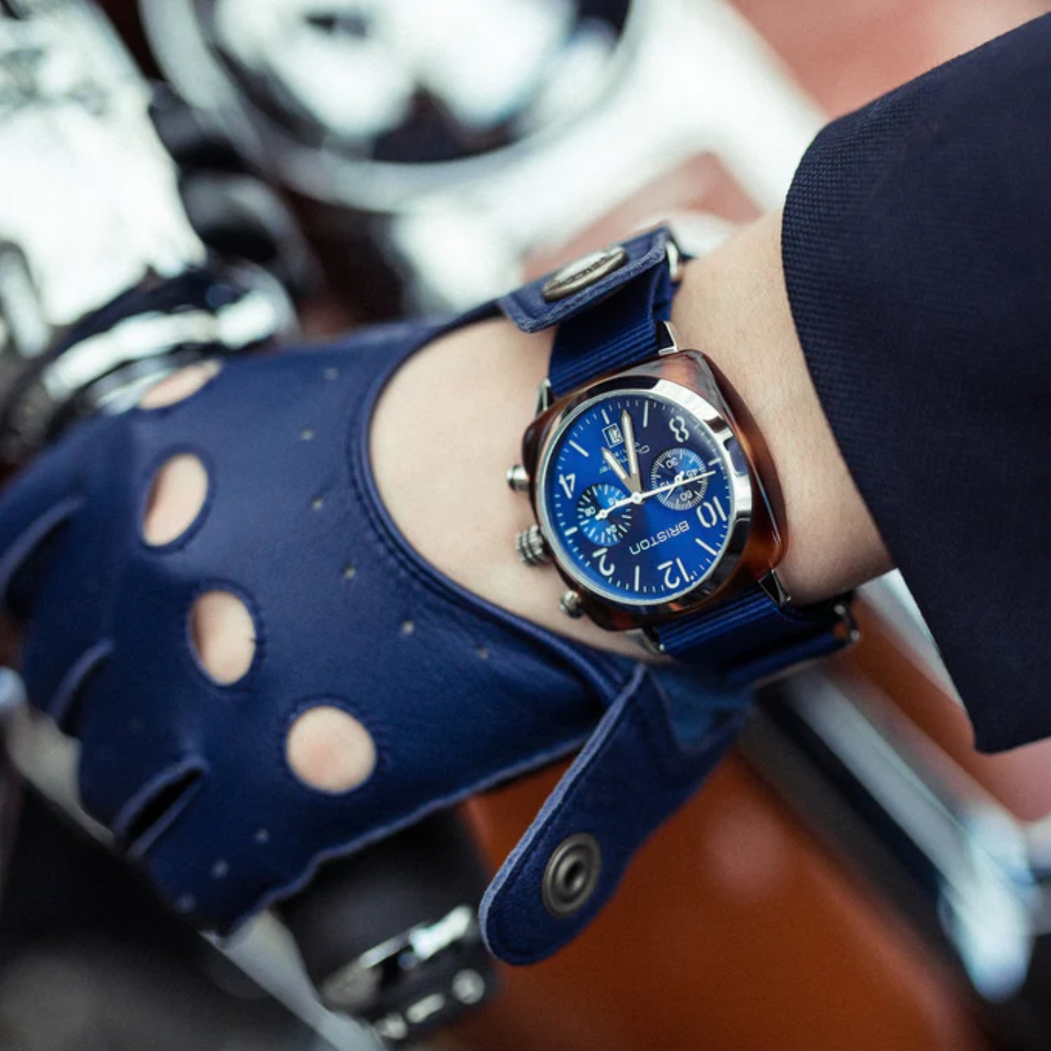Clubmaster Classic Men Quartz Navy Blue Dial Chronograph Nato Watch 15140.SA.T.9.NNB