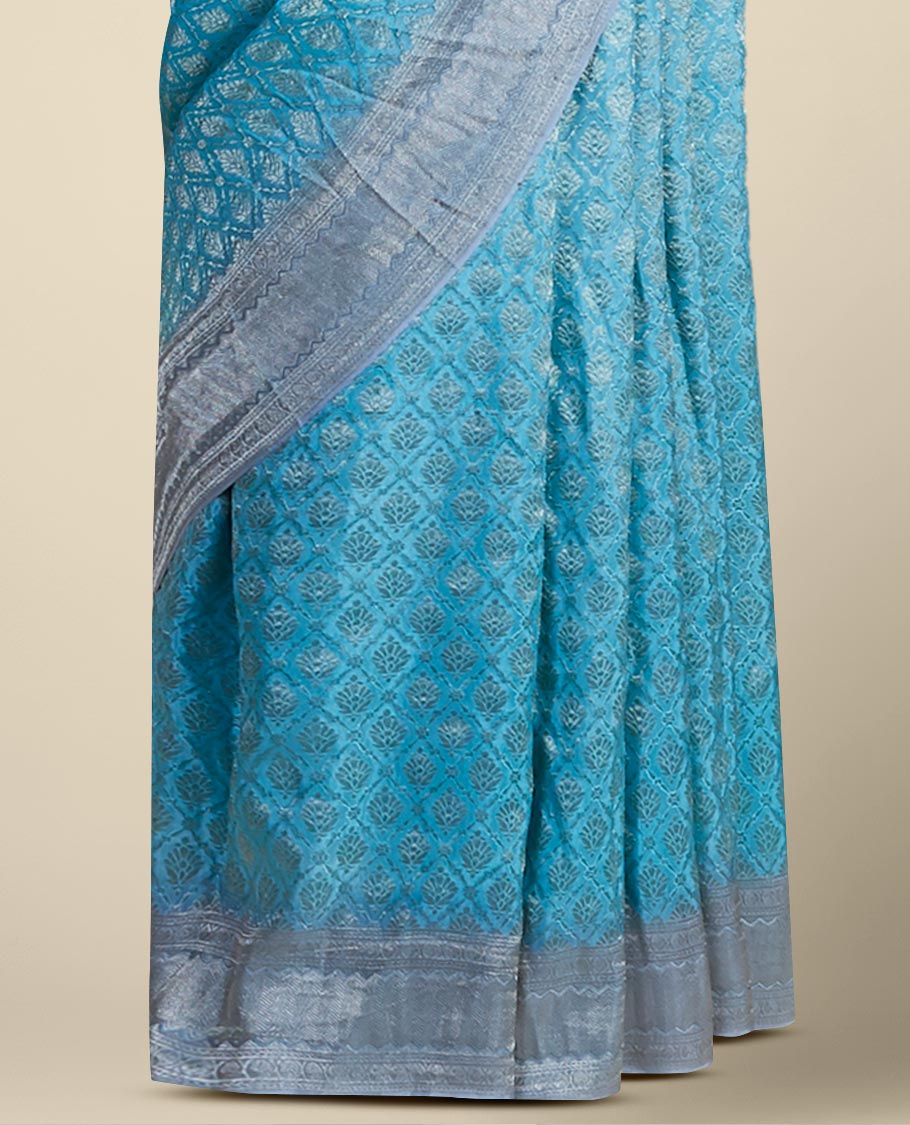 Blue argyle pattern pure crepe saree with intricate zari border