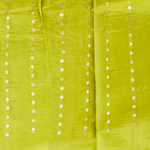 Green floral buttas banaras silk saree with floral buttas border