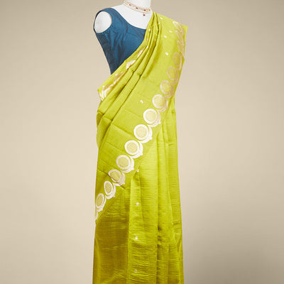 Green floral buttas banaras silk saree with floral buttas border
